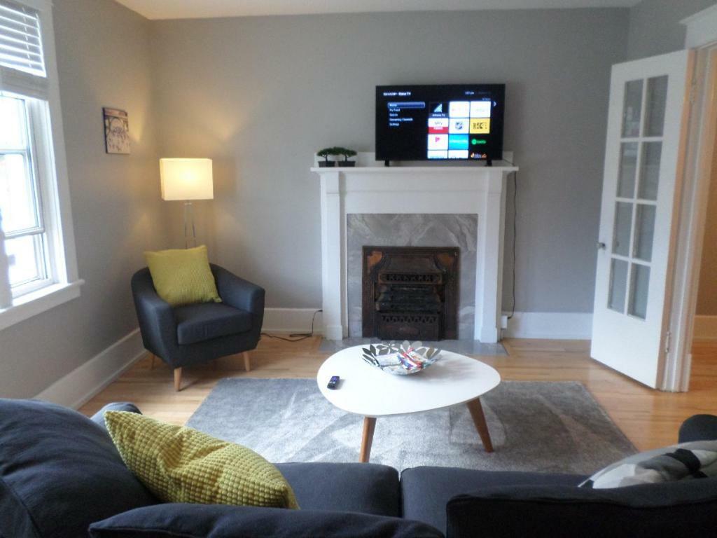 Beautiful, Clean, Quiet 2 Br-In Downtown Ottawa. Parking, Wifi And Netflix Included Apartamento Exterior foto
