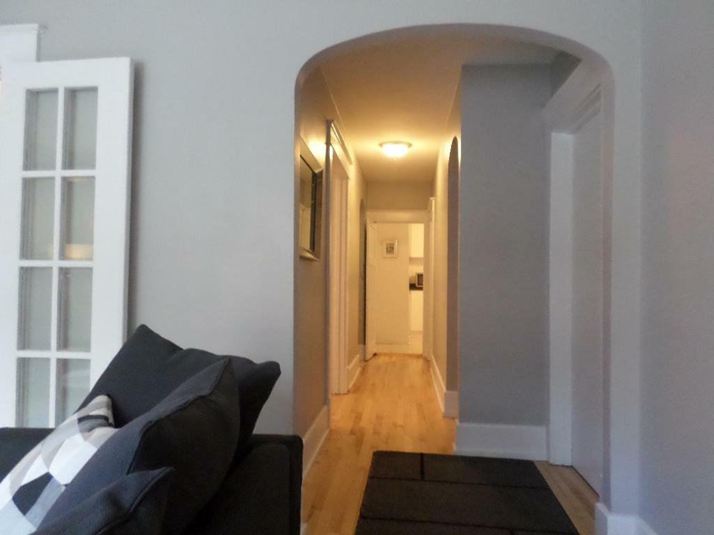 Beautiful, Clean, Quiet 2 Br-In Downtown Ottawa. Parking, Wifi And Netflix Included Apartamento Exterior foto